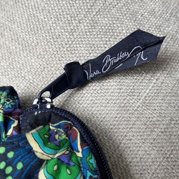 Vera Bradley Makeup Tote - Picture 2 of 5